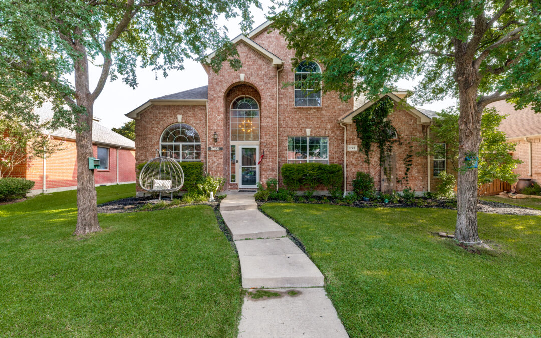 1723 Clarke Springs Drive, Allen, Texas 75002